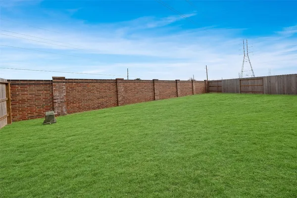 $2,300 | 5806 Havana Mist Drive, Katy, TX 77493