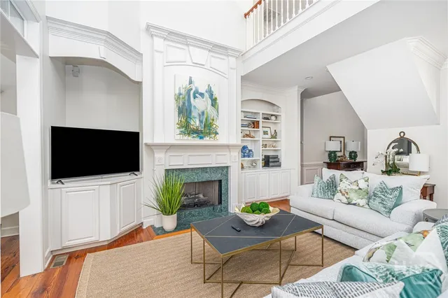 $850,000 | 2 Franklin Creek Road South, Savannah, GA 31411