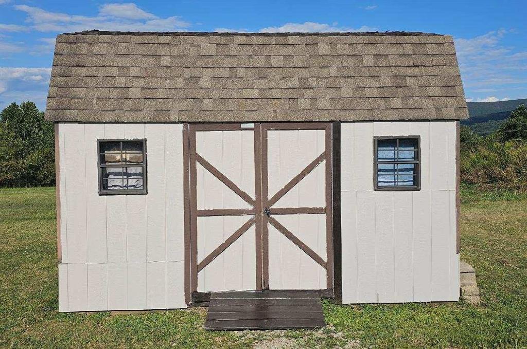 140 Firestone Road Smithfield, PA 15478 - Photo 11 of 33 a view of outdoor space