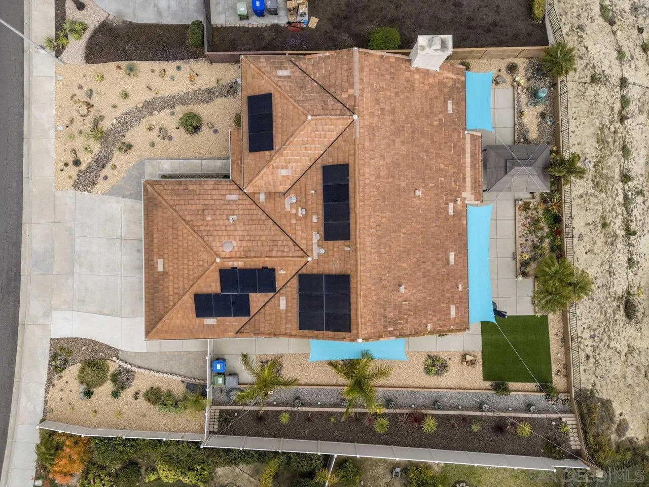 5167 Avenida De La Plata Oceanside, CA 92057 - Photo 7 of 53 front view of a house with a yard