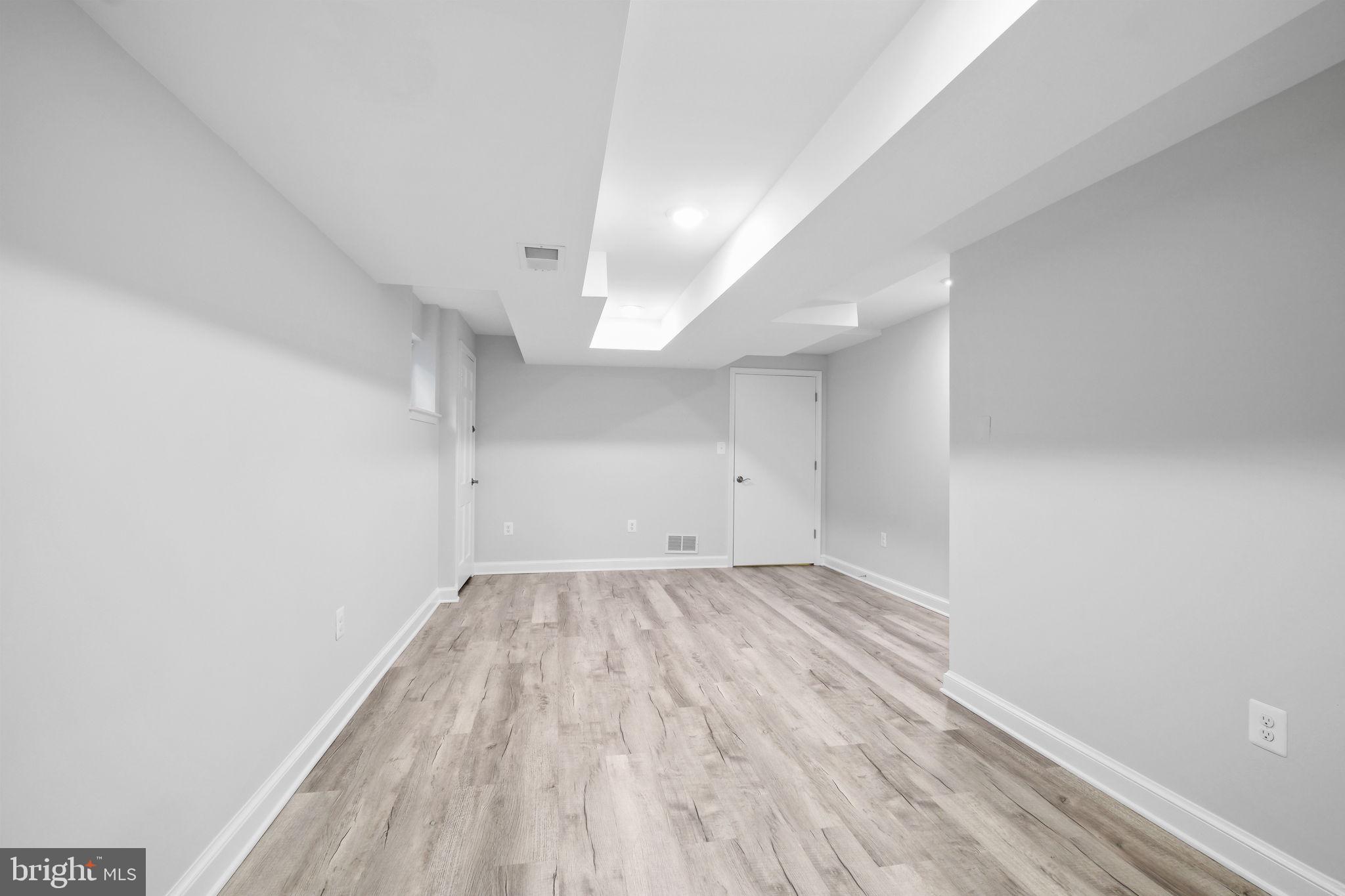 11005 Luxmanor Road North Bethesda, MD 20852 - Photo 32 of 49 wooden floor in a room