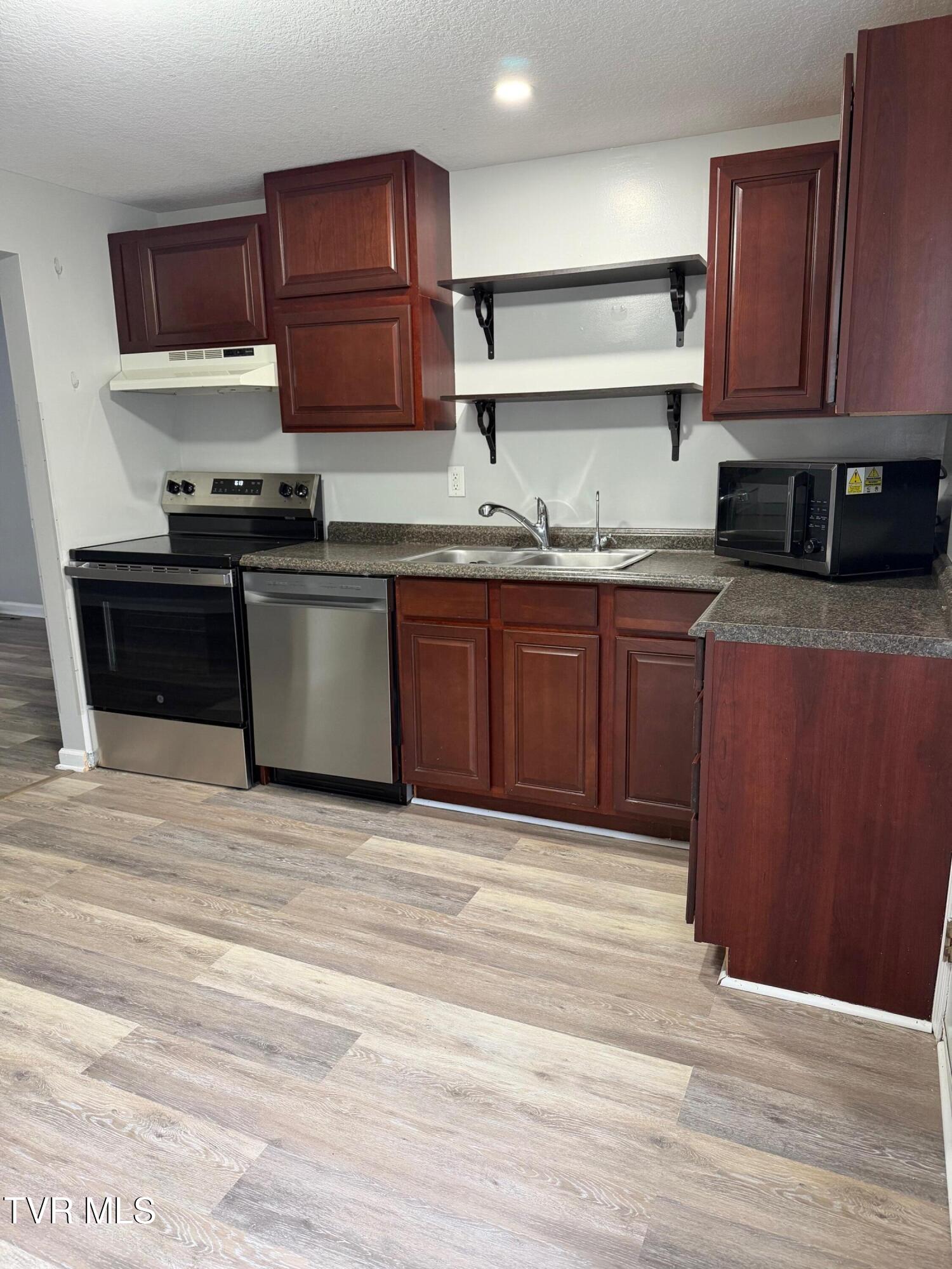 2426 Old Lewis Road Johnson City, TN 37601 - Photo 41 of 61 IMG_7606