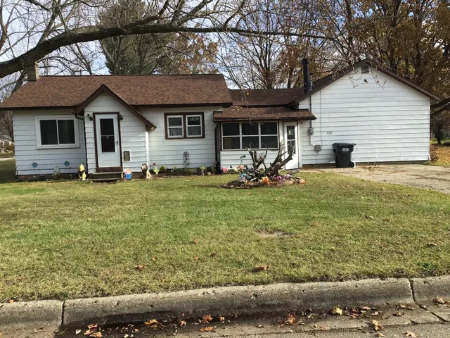 $169,900 | 805 Irving Street, Otsego, MI 49078