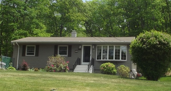 369 Rochdale Street Auburn, MA 01501 - Photo 1 of 29 Gallery Image 1