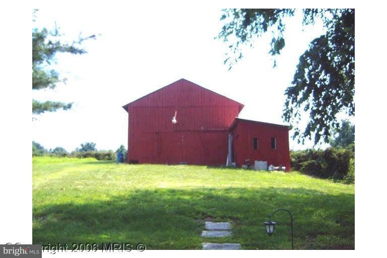 6200 Solomons Island Road Dunkirk, MD 20754 - Photo 3 of 22 Barn