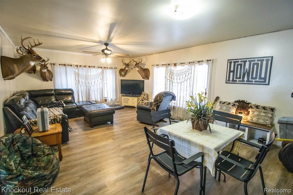 10326 Duffield Road Montrose, MI 48457 - Photo 4 of 29 Gallery Image 4