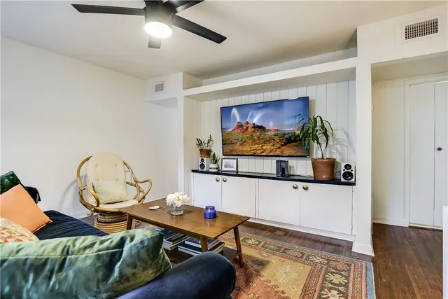 $3,300 | 1006 Lorrain Street, Austin, TX 78703