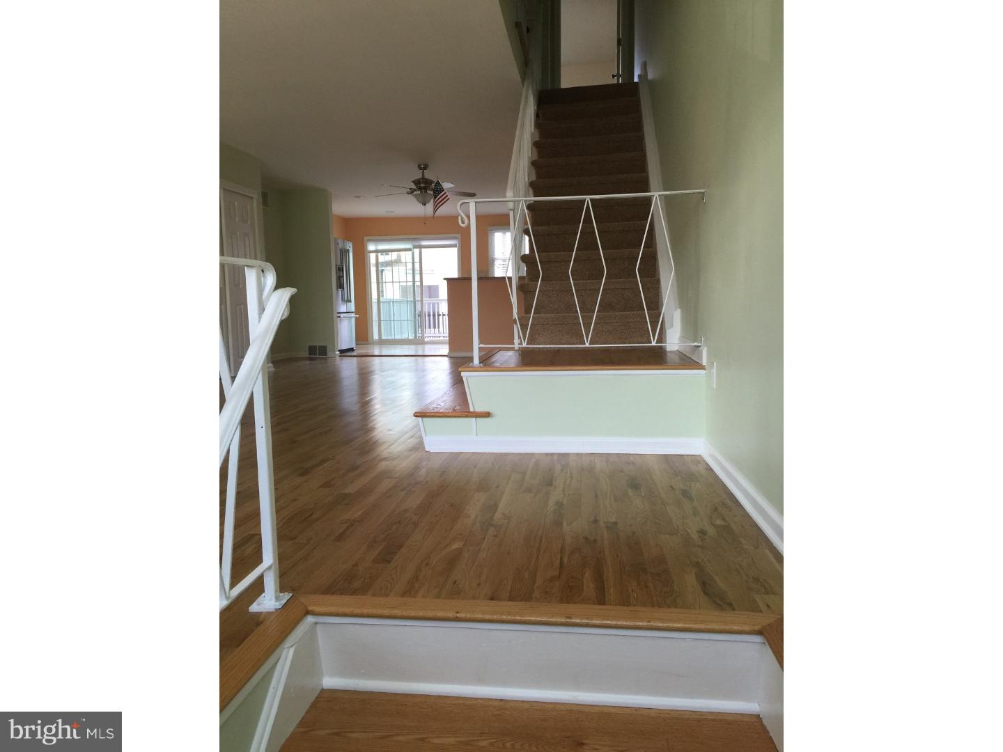 3502 Dows Road Philadelphia, PA 19154 - Photo 2 of 25