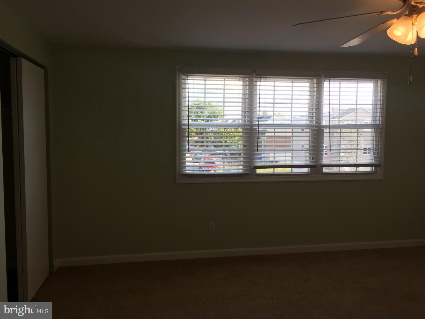 3502 Dows Road Philadelphia, PA 19154 - Photo 13 of 25