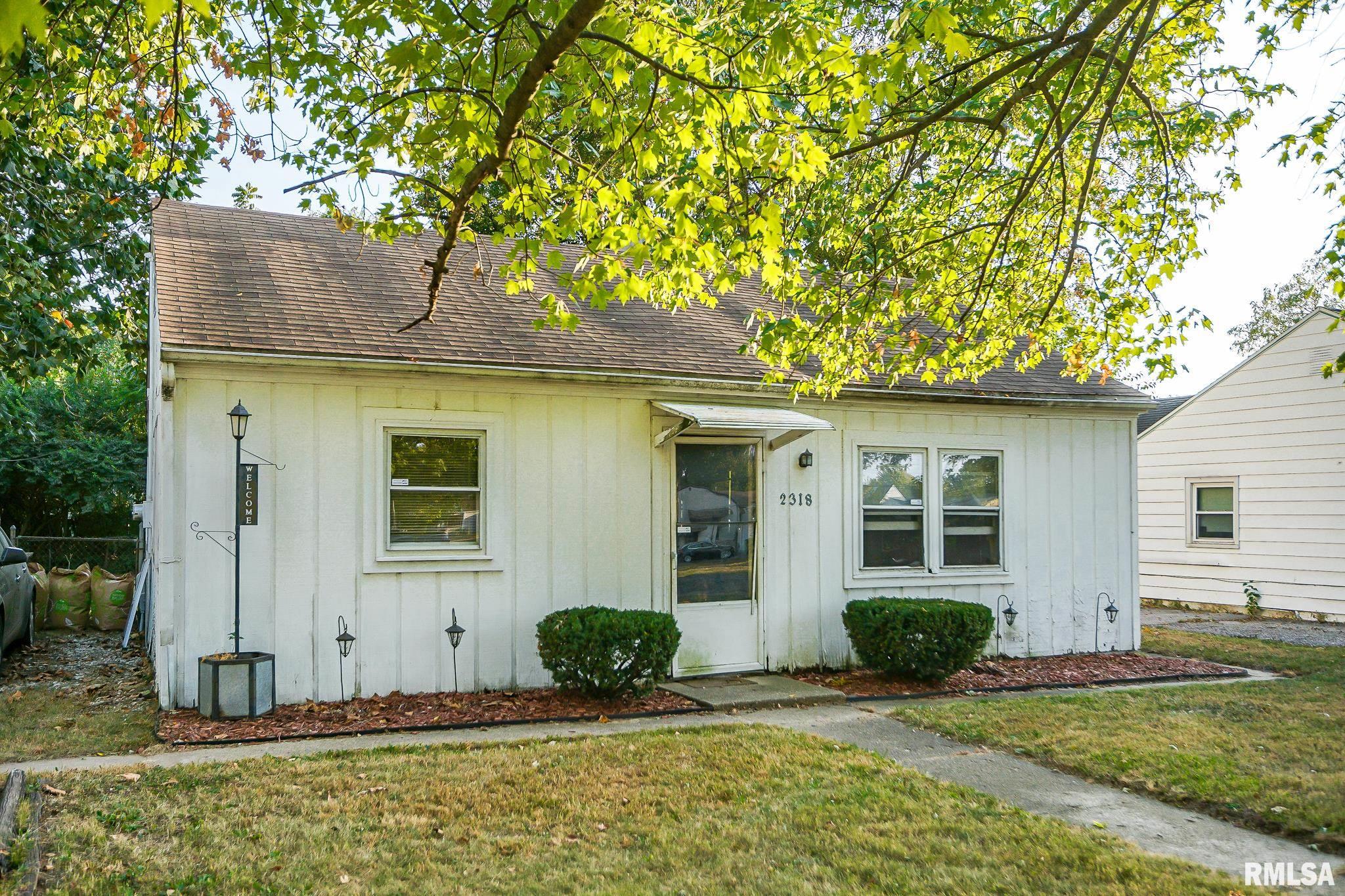 2318 West Albany Avenue Peoria, IL 61604 - Photo 2 of 10