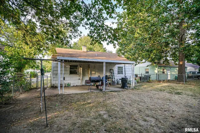 $45,000 | 2318 West Albany Avenue, Peoria, IL 61604