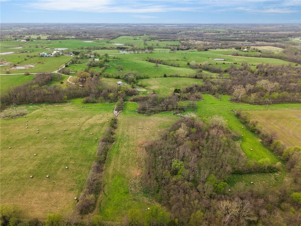 19155 Fry Road Edgerton, MO 64444 - Photo 40 of 43