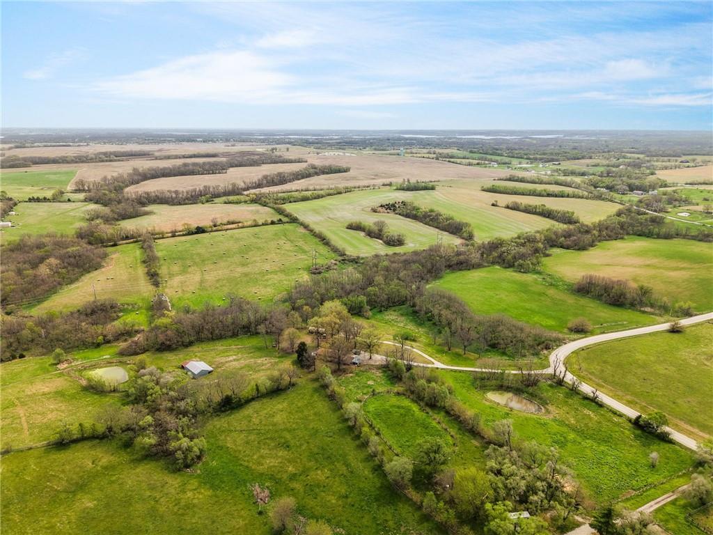 19155 Fry Road Edgerton, MO 64444 - Photo 41 of 43