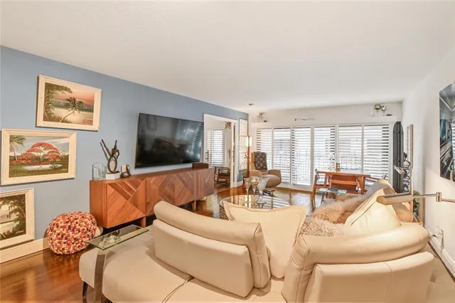 $515,000 | 2029 North Ocean Boulevard, Unit 410, Fort Lauderdale, FL 33305