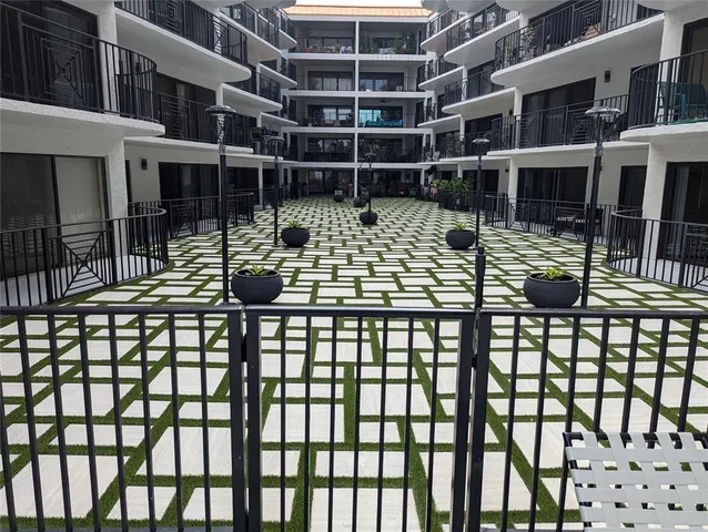 $515,000 | 2029 North Ocean Boulevard, Unit 410, Fort Lauderdale, FL 33305