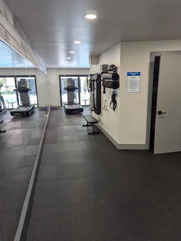 $515,000 | 2029 North Ocean Boulevard, Unit 410, Fort Lauderdale, FL 33305