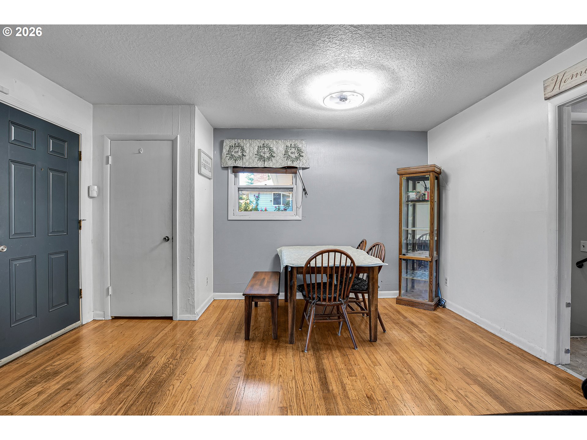 2918 Southeast 143rd Avenue Portland, OR 97236 - Photo 5 of 28