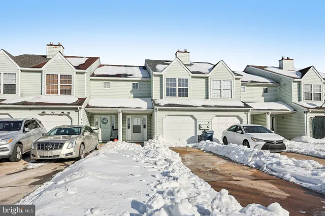 $299,900 | 110 Auckland Drive, Newark, DE 19702