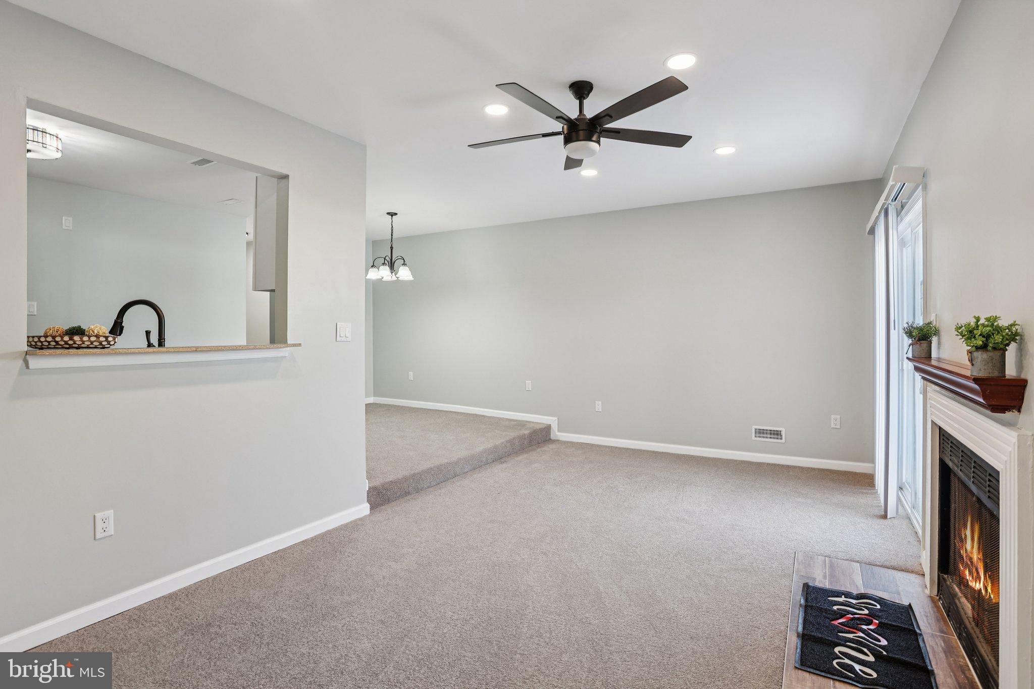 110 Auckland Drive Newark, DE 19702 - Photo 11 of 30 a view of a livingroom with a flat screen tv