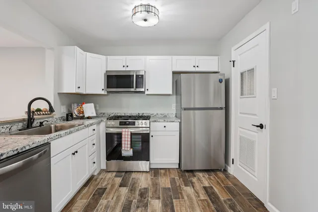 $299,900 | 110 Auckland Drive, Newark, DE 19702