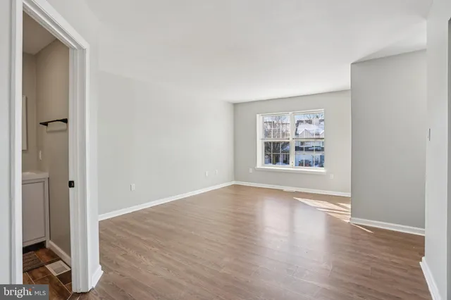 $299,900 | 110 Auckland Drive, Newark, DE 19702