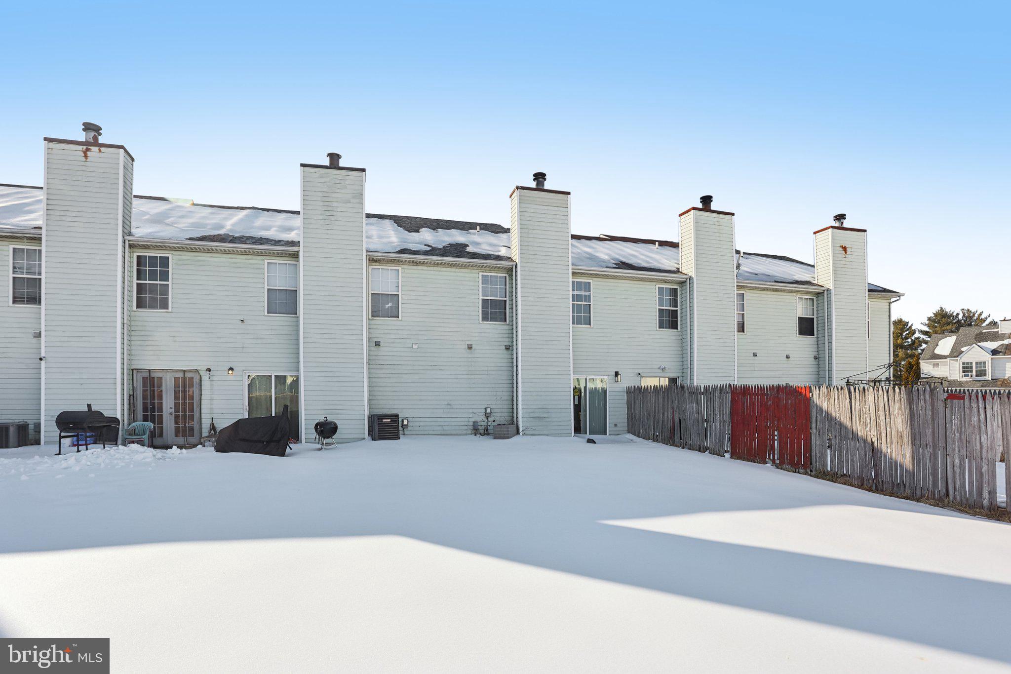 110 Auckland Drive Newark, DE 19702 - Photo 27 of 30 a view of a building