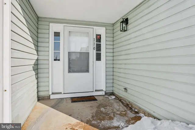 $299,900 | 110 Auckland Drive, Newark, DE 19702