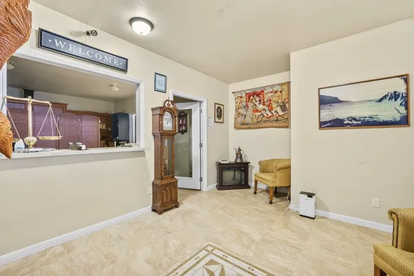 $2,695,000 | 266 Dolphin Drive, Whitethorn, CA 95589