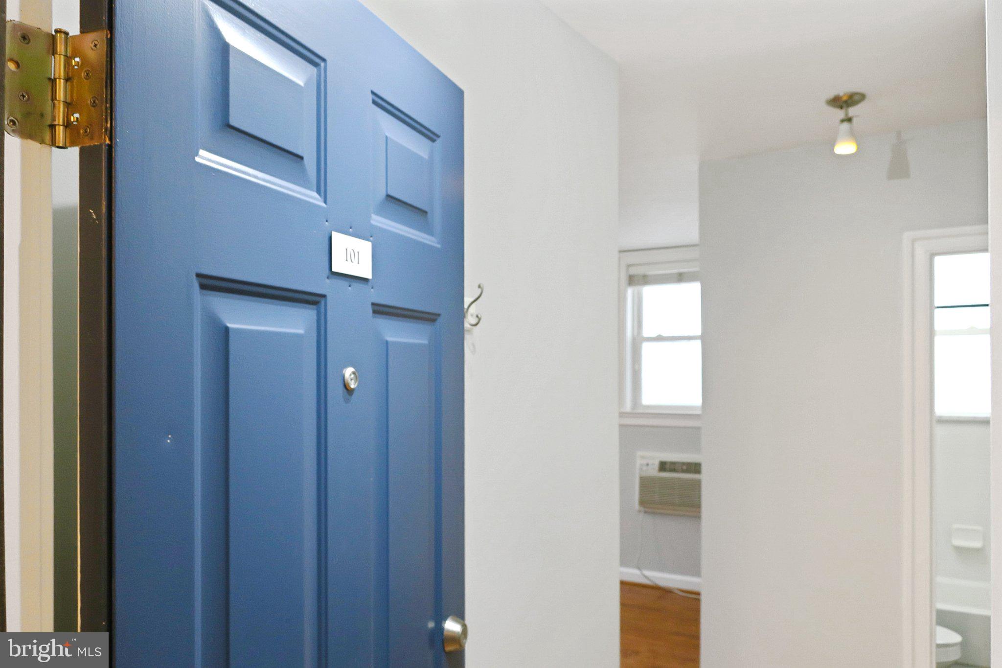1815 A Street Southeast, Unit 101 Washington, DC 20003 - Photo 5 of 20 Entryway
