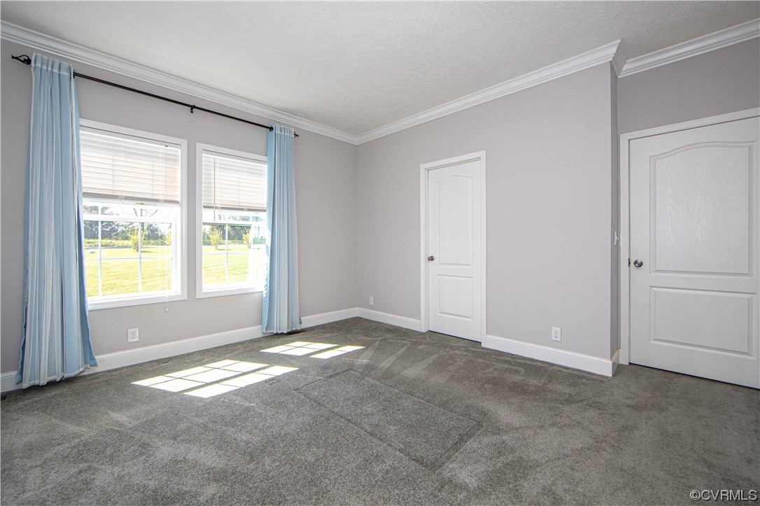 617 Mohawk Road Buckingham, VA 23921 - Photo 20 of 26 a view of livingroom with window