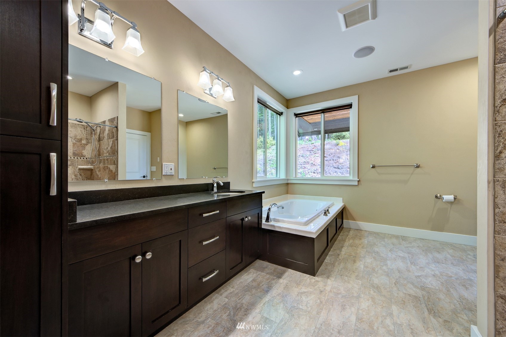 1300 Northcliff Road Shelton, WA 98584 - Photo 19 of 39 Gallery Image 19