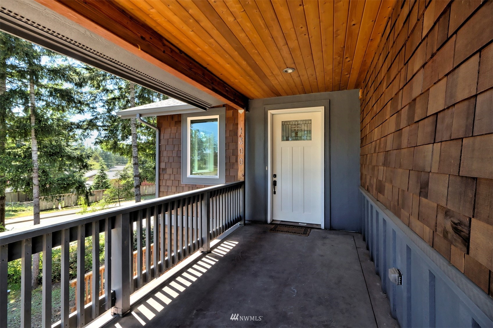 1300 Northcliff Road Shelton, WA 98584 - Photo 3 of 39 Gallery Image 3