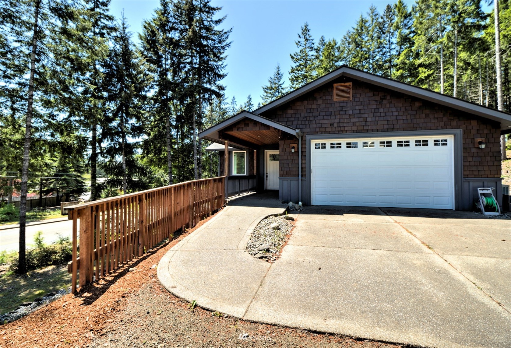 1300 Northcliff Road Shelton, WA 98584 - Photo 4 of 39 Gallery Image 4