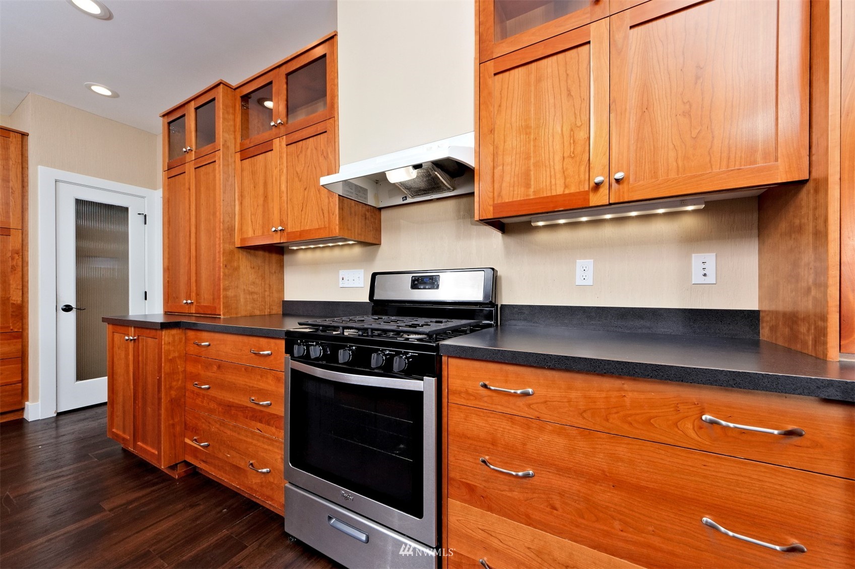 1300 Northcliff Road Shelton, WA 98584 - Photo 10 of 39 Gallery Image 10