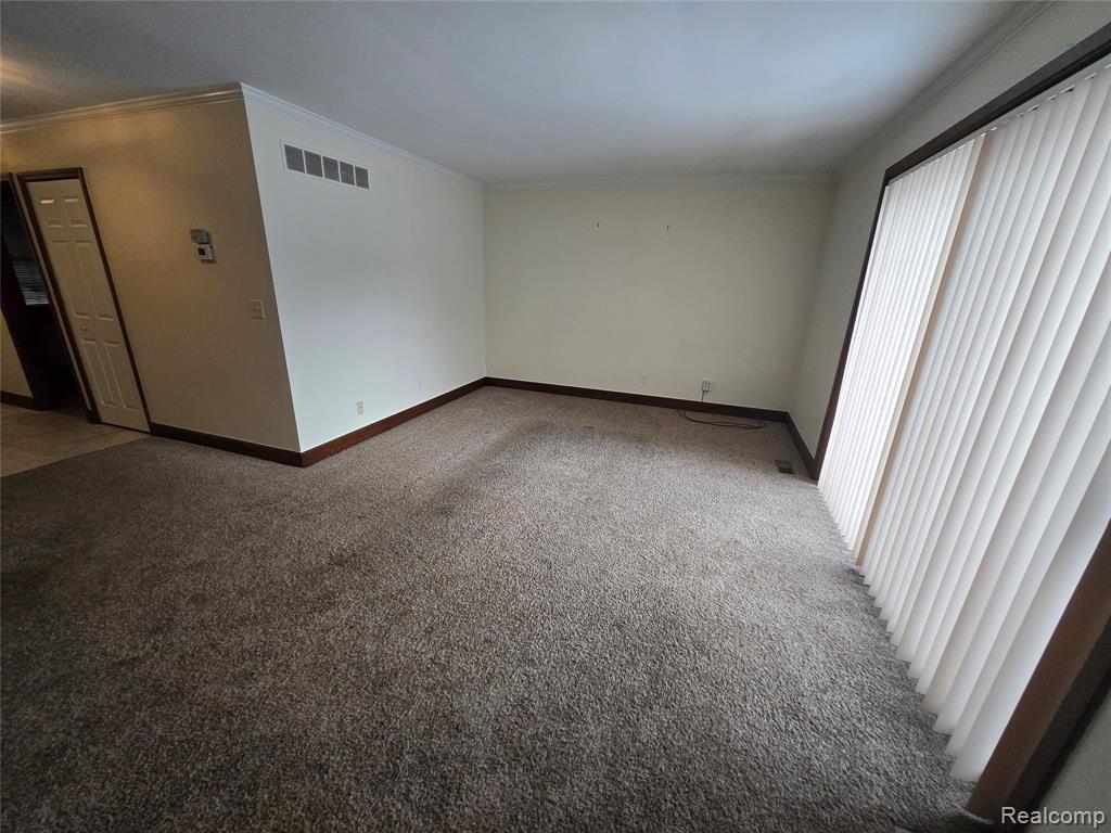 3810 Rochester Road Royal Oak, MI 48073 - Photo 7 of 30