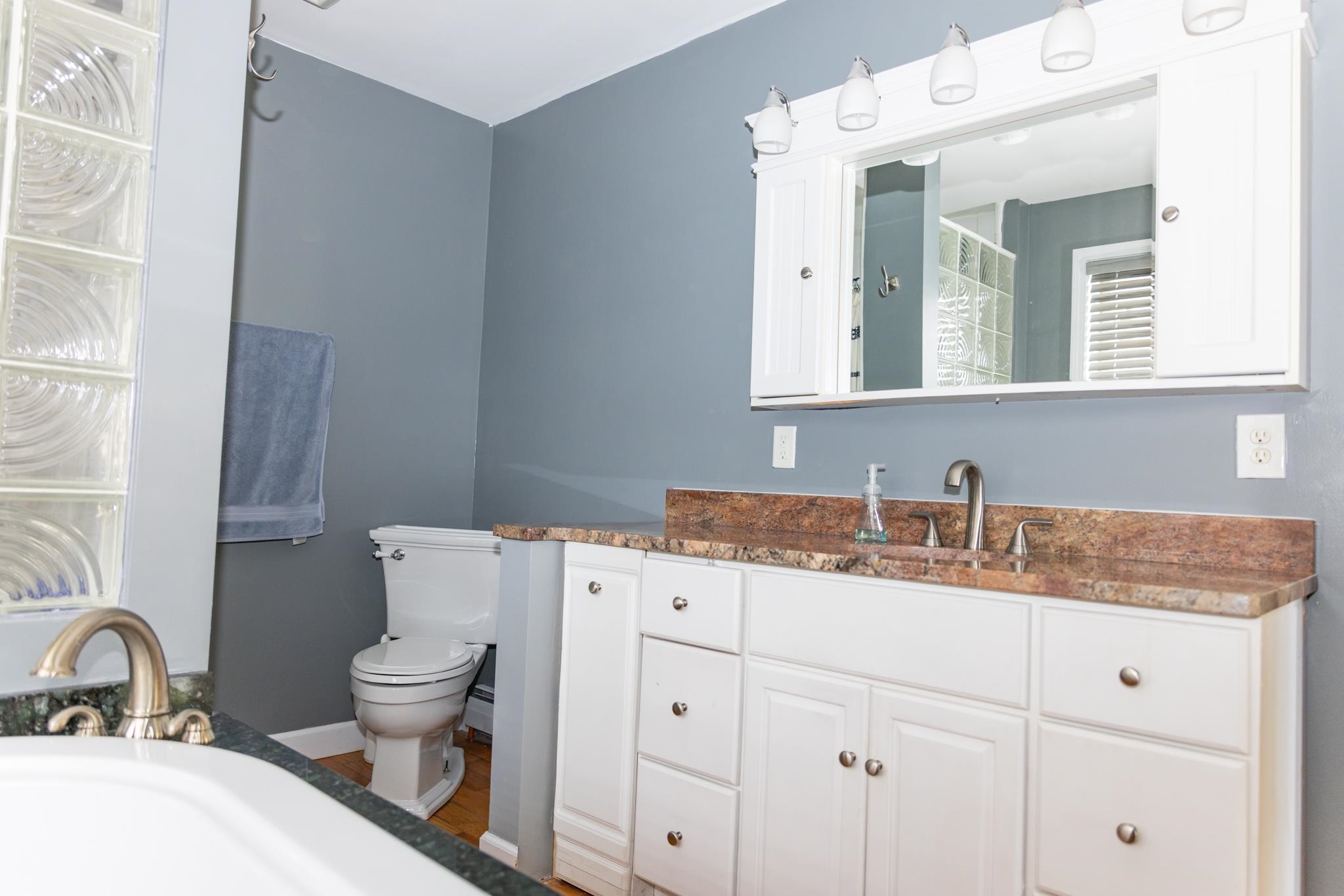 2497 Mountain View Road Williston, VT 05495 - Photo 33 of 43