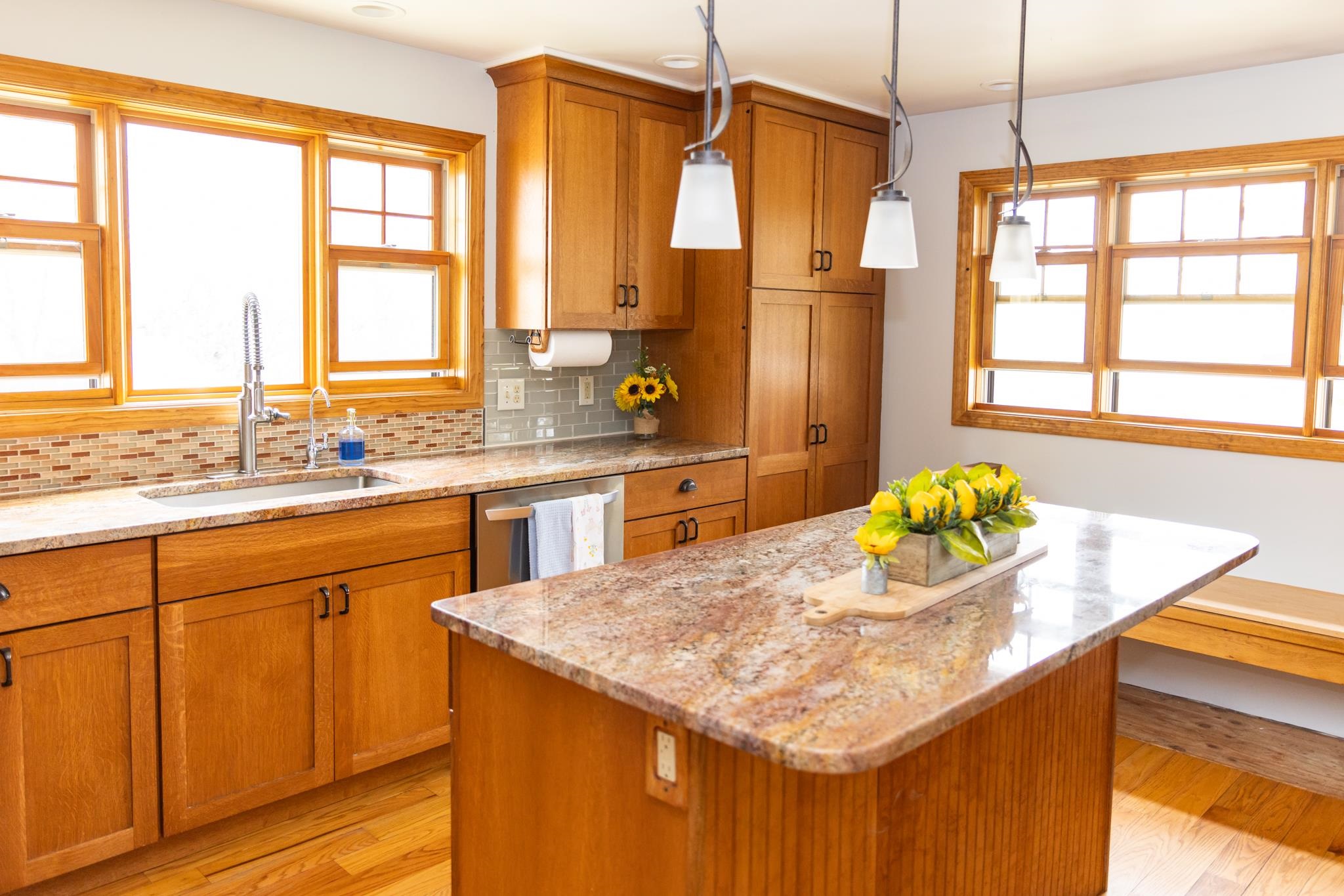 2497 Mountain View Road Williston, VT 05495 - Photo 10 of 43