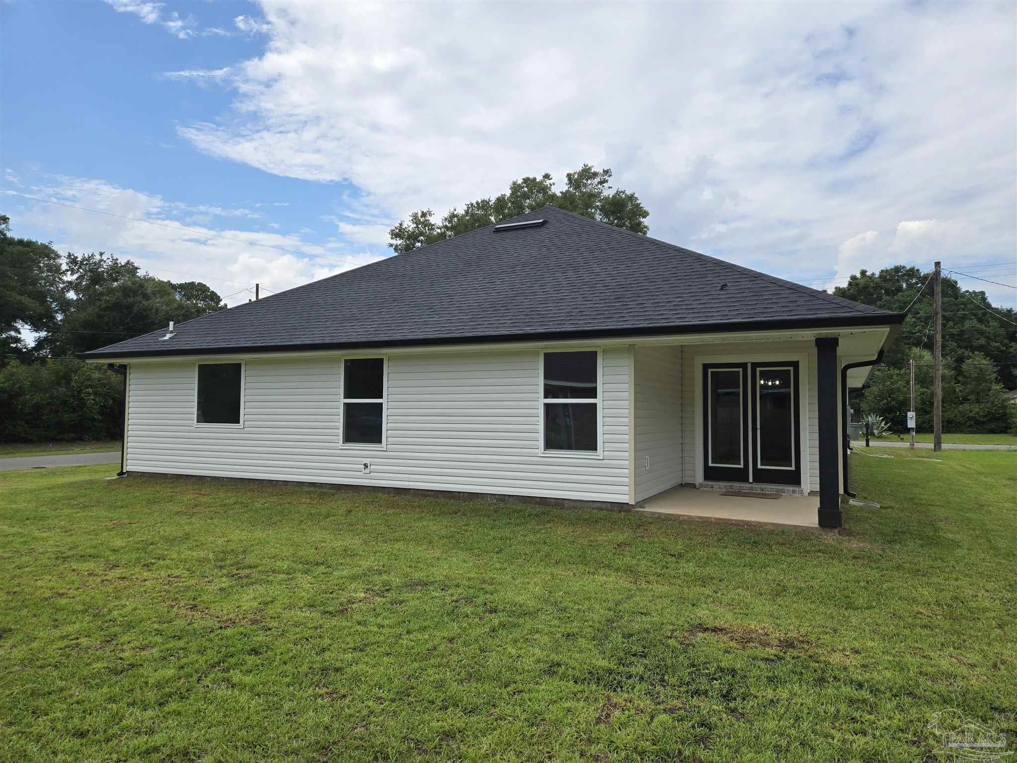 10429 Tanton Road Pensacola, FL 32506 - Photo 4 of 27 Gallery Image 4