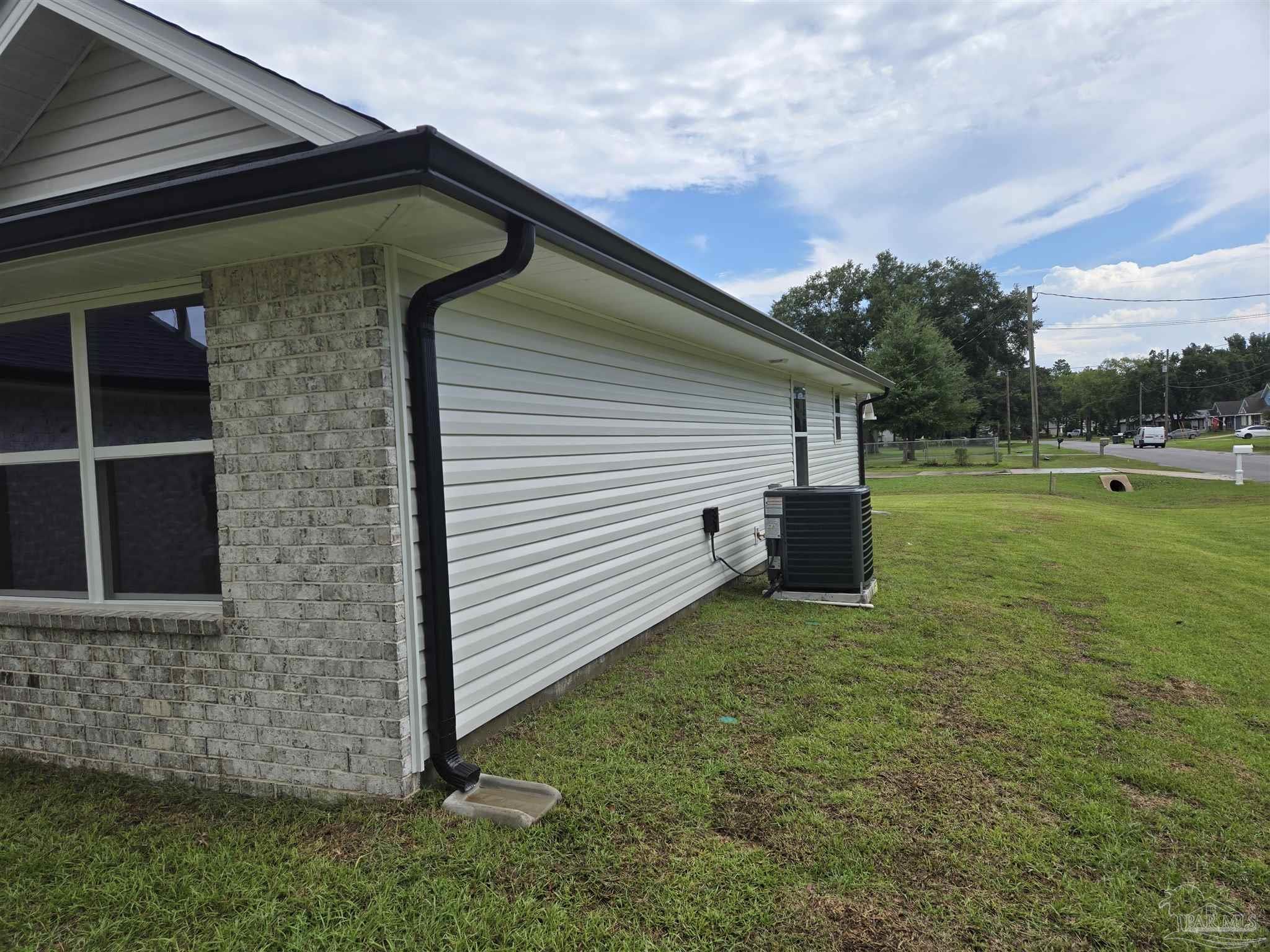 10429 Tanton Road Pensacola, FL 32506 - Photo 6 of 27 Gallery Image 6