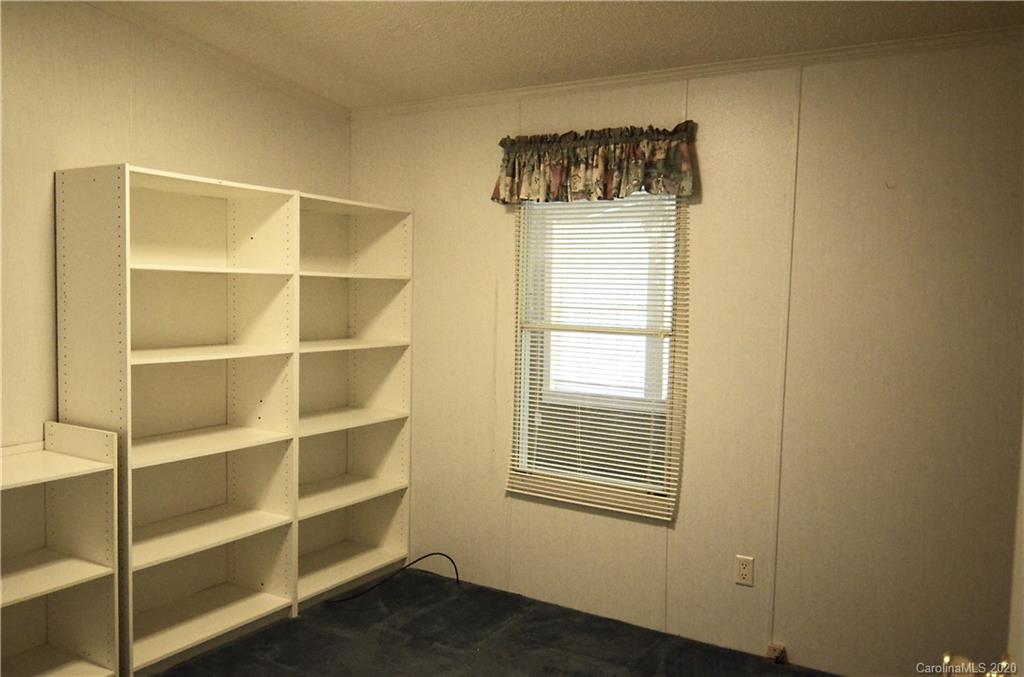 188 Hampton Ridge Drive Marion, NC 28752 - Photo 15 of 18 Gallery Image 15