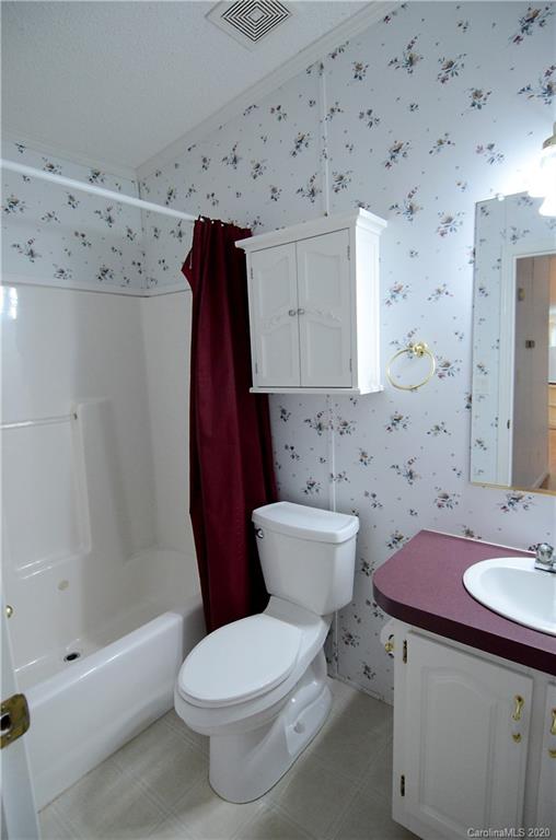 188 Hampton Ridge Drive Marion, NC 28752 - Photo 16 of 18 Gallery Image 16
