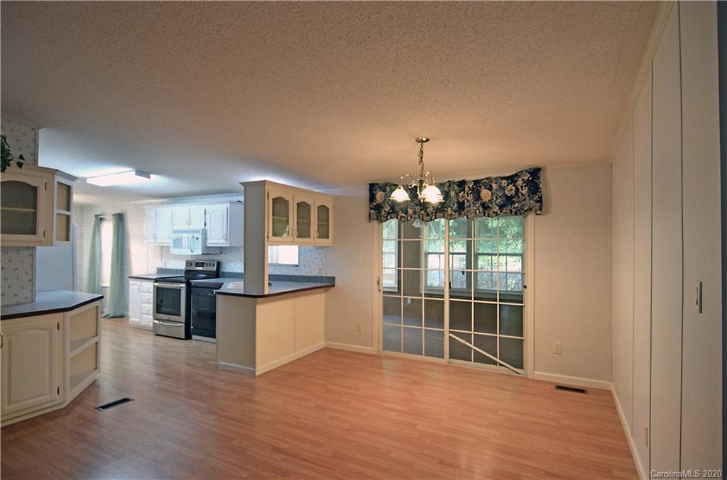 188 Hampton Ridge Drive Marion, NC 28752 - Photo 5 of 18 Gallery Image 5