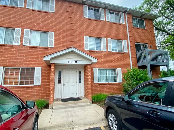 $249,900 | 1338 South Lorraine Road, Unit A, Wheaton, IL 60189