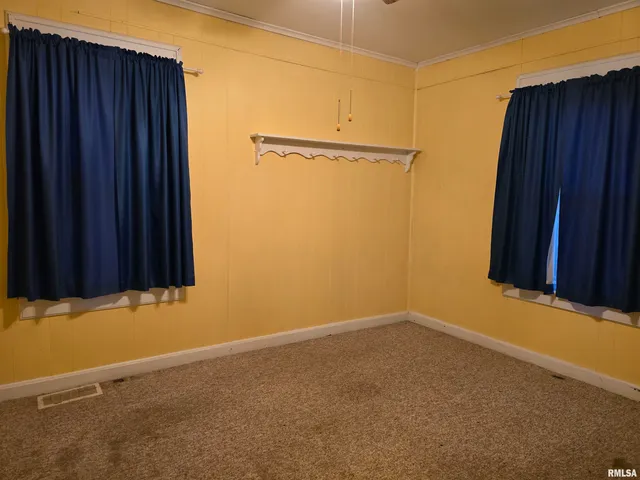 $59,000 | 1028 South Roosevelt Street, Harrisburg, IL 62946