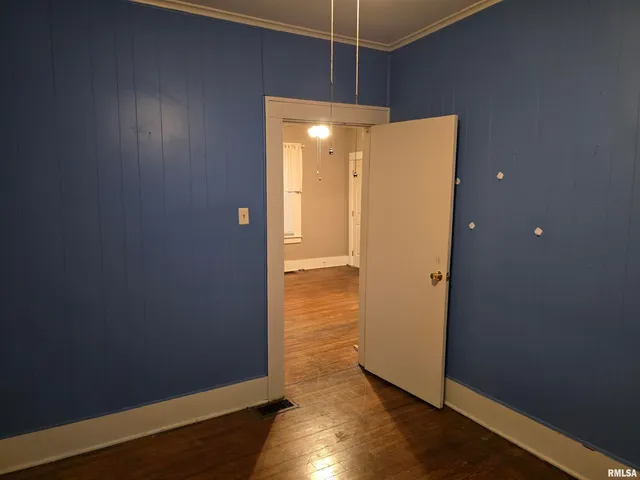 $59,000 | 1028 South Roosevelt Street, Harrisburg, IL 62946