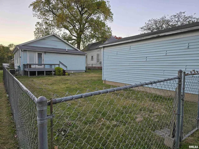 $59,000 | 1028 South Roosevelt Street, Harrisburg, IL 62946