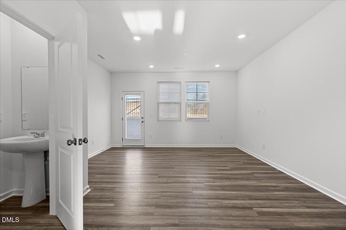 1504 Crescent Townes Way Raleigh, NC 27604 - Photo 13 of 27 08-IMG_2599