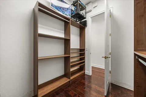 $1,299,900 | 7733 Pointe Venezia Drive, Orlando, FL 32836