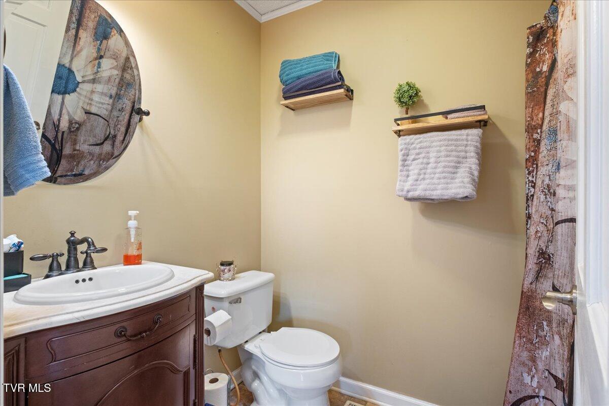 117 Middle Avenue Cleveland, VA 24225 - Photo 21 of 32 07-WBP-Middle-Ave-27