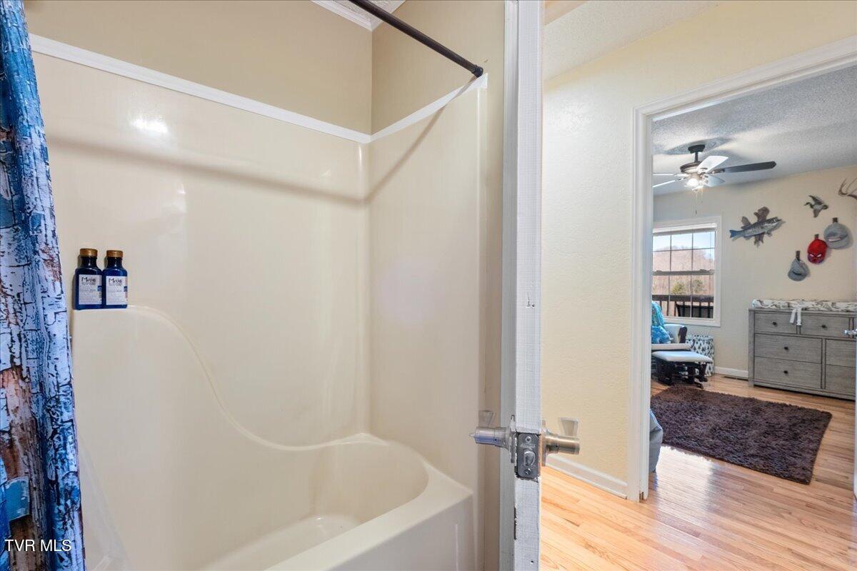 117 Middle Avenue Cleveland, VA 24225 - Photo 22 of 32 08-WBP-Middle-Ave-28